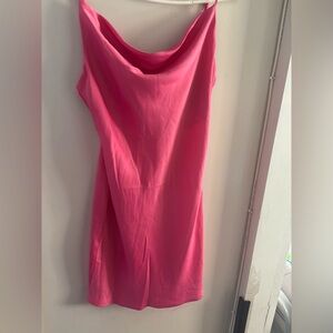Urban Outfitters Bright Pink drees